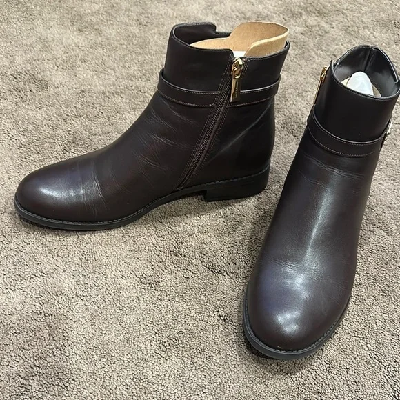 Michael Kors Women's Brown Ankle Boots - Picture 3 of 10
